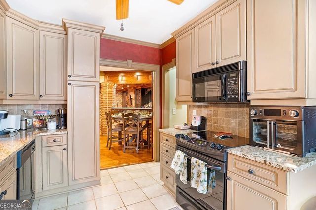 2565 Scarlet Oak Lane, Braselton, GA 30517