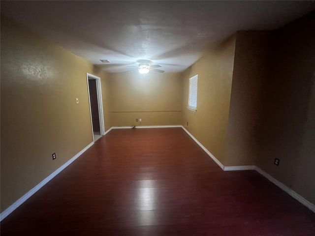 416 Lisa Lane, Desoto, TX 75115