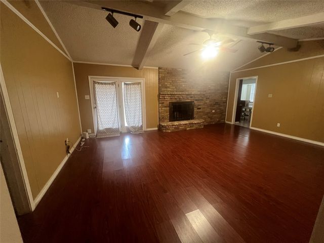 416 Lisa Lane, Desoto, TX 75115