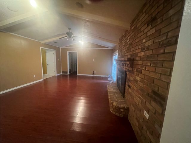 416 Lisa Lane, Desoto, TX 75115