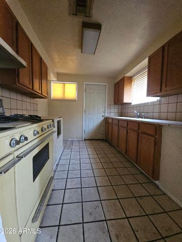 1110 N 18TH Street, Phoenix, AZ 85006