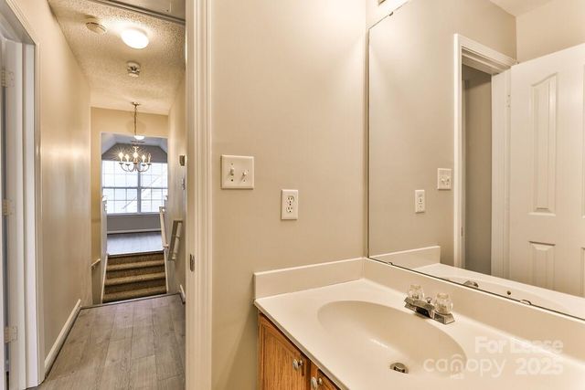 9522 Bird Watch Lane, Charlotte, NC 28214