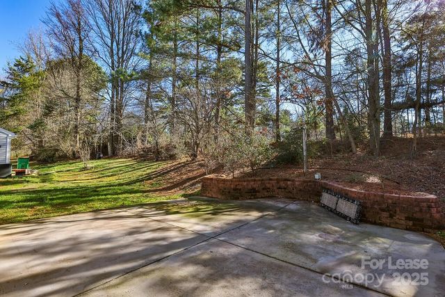 9522 Bird Watch Lane, Charlotte, NC 28214