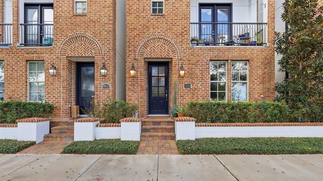 704 Paige Street, Houston, TX 77003