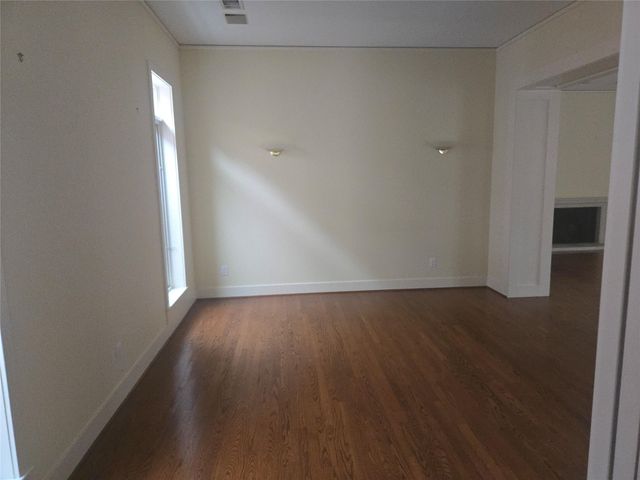 315 Sugarberry Circle, Houston, TX 77024