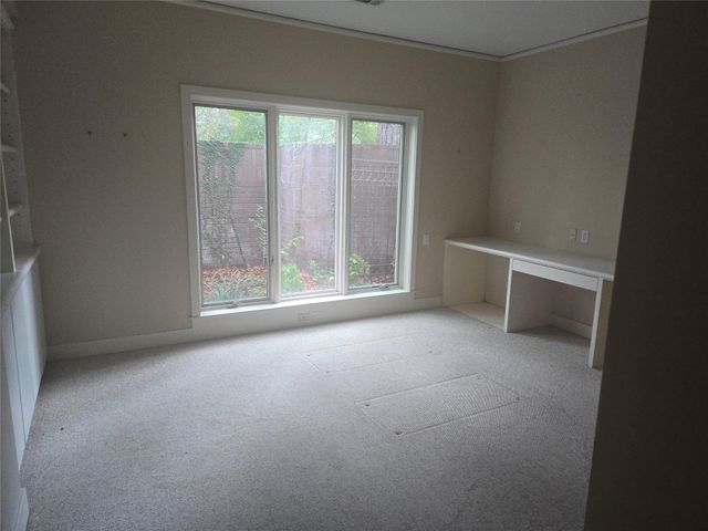 315 Sugarberry Circle, Houston, TX 77024