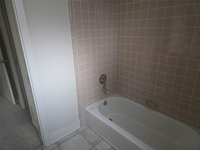 315 Sugarberry Circle, Houston, TX 77024