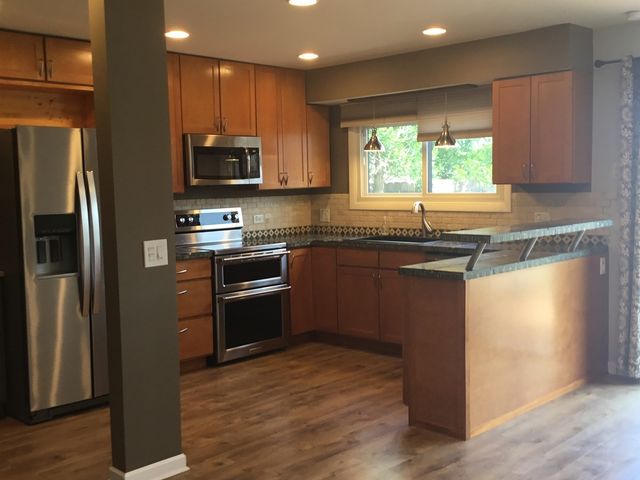 2508 Yarrow Lane, Rolling Meadows, IL 60008