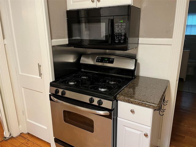 2121 Milford Street 2, Houston, TX 77098