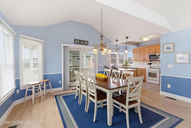 514 N Atlantic Avenue, Beach Haven, NJ 08008