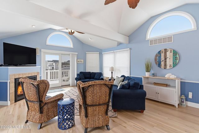 514 N Atlantic Avenue, Beach Haven, NJ 08008