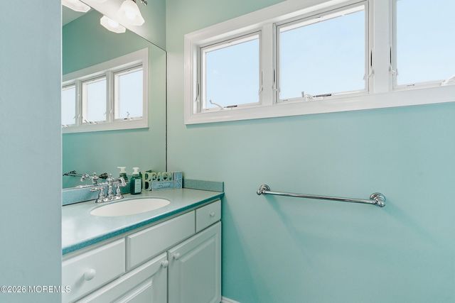 514 N Atlantic Avenue, Beach Haven, NJ 08008