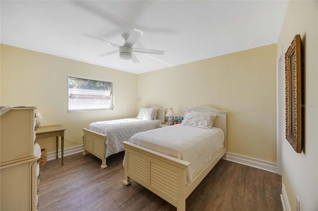 436 CIRCLEWOOD DRIVE J5, Venice, FL 34293