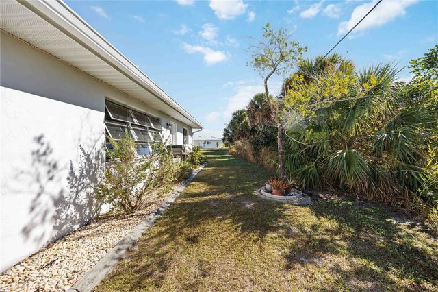 436 CIRCLEWOOD DRIVE J5, Venice, FL 34293
