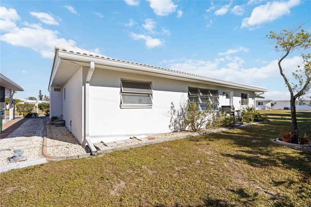 436 CIRCLEWOOD DRIVE J5, Venice, FL 34293