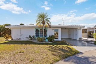 436 CIRCLEWOOD DRIVE J5, Venice, FL 34293