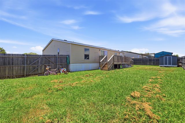 1408 Old Bridge Road, Cleburne, TX 76033