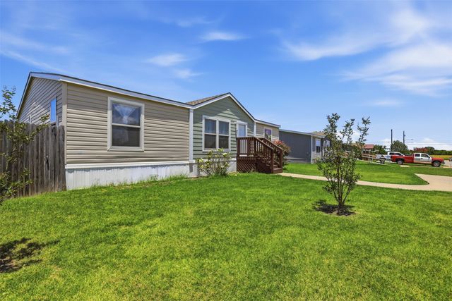 1408 Old Bridge Road, Cleburne, TX 76033