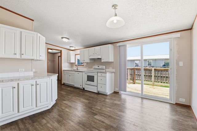 1408 Old Bridge Road, Cleburne, TX 76033