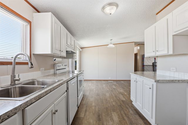 1408 Old Bridge Road, Cleburne, TX 76033