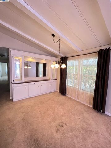 27936 Pueblo Calle, Hayward, CA 94545