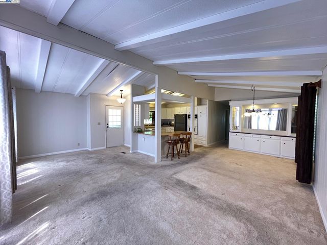 27936 Pueblo Calle, Hayward, CA 94545
