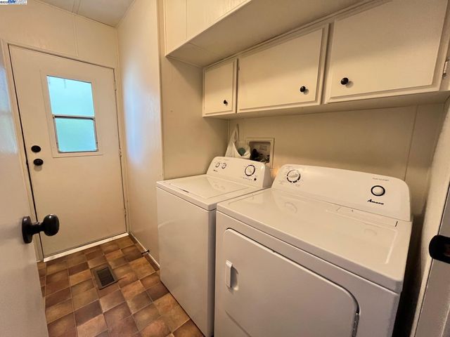 27936 Pueblo Calle, Hayward, CA 94545