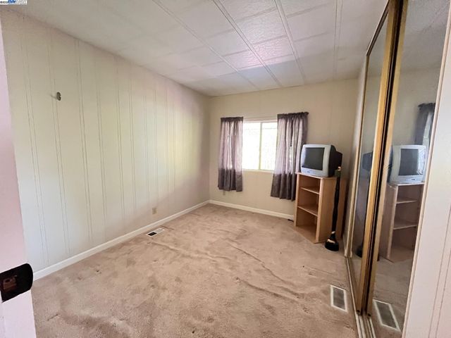 27936 Pueblo Calle, Hayward, CA 94545