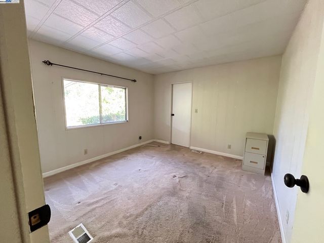27936 Pueblo Calle, Hayward, CA 94545