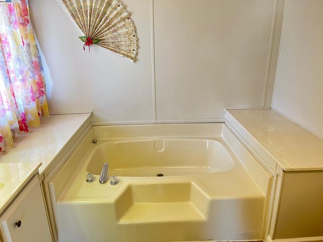27936 Pueblo Calle, Hayward, CA 94545