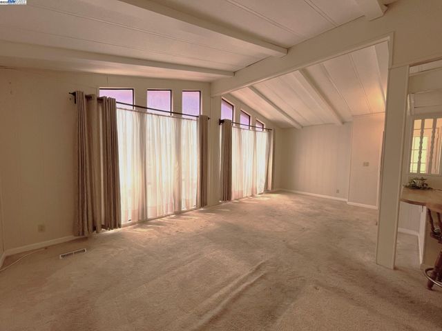 27936 Pueblo Calle, Hayward, CA 94545