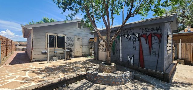 1507 2nd Street SW, Albuquerque, NM 87102