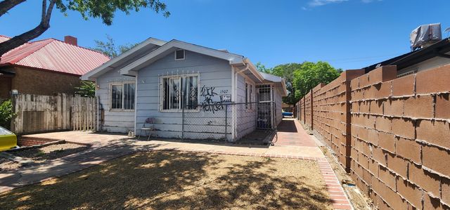 1507 2nd Street SW, Albuquerque, NM 87102
