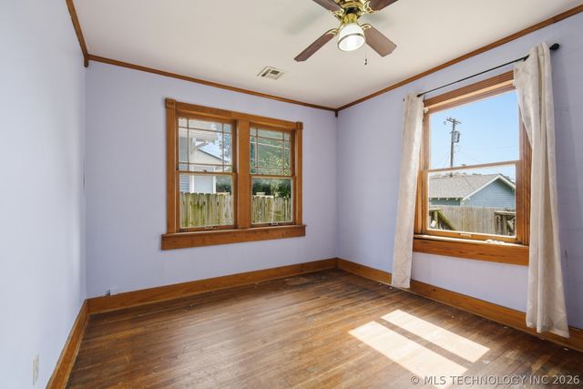 1208 S Indianapolis Avenue S, Tulsa, OK 74112