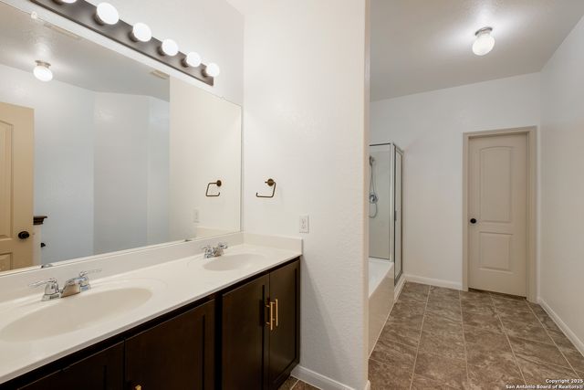 2097 Castleberry Ridge, New Braunfels, TX 78130