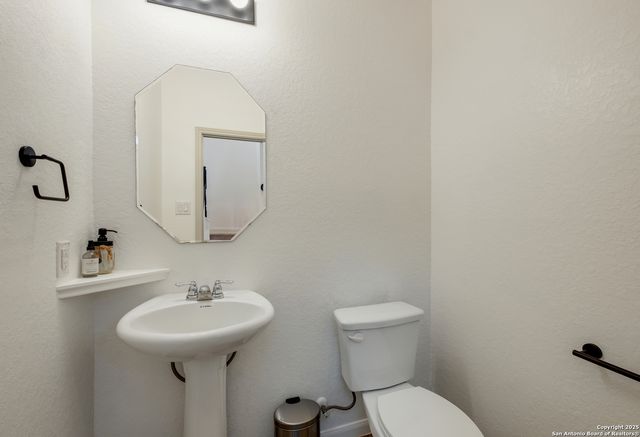2097 Castleberry Ridge, New Braunfels, TX 78130