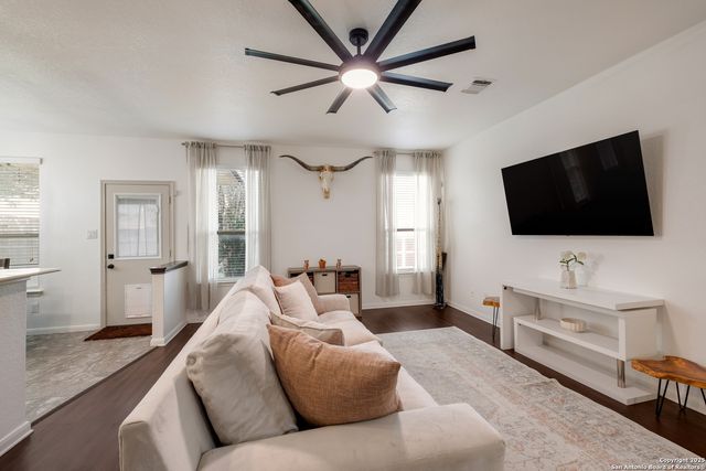 2097 Castleberry Ridge, New Braunfels, TX 78130