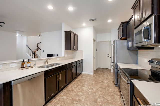 2097 Castleberry Ridge, New Braunfels, TX 78130