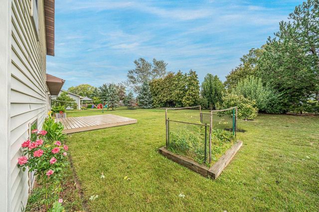 2824 SULLIVAN AVENUE, Kaukauna, WI 54911