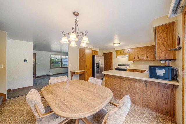 2824 SULLIVAN AVENUE, Kaukauna, WI 54911