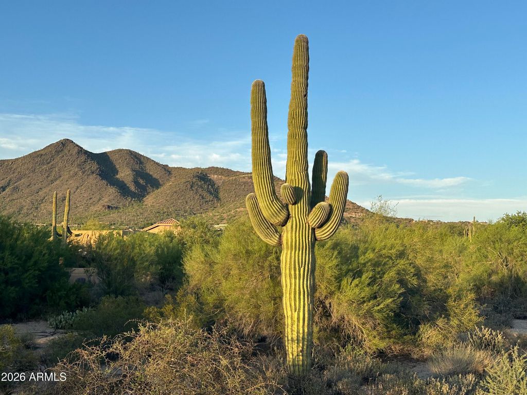 34850 N CAVE CREEK Road -, Carefree, AZ 85377 — exterior