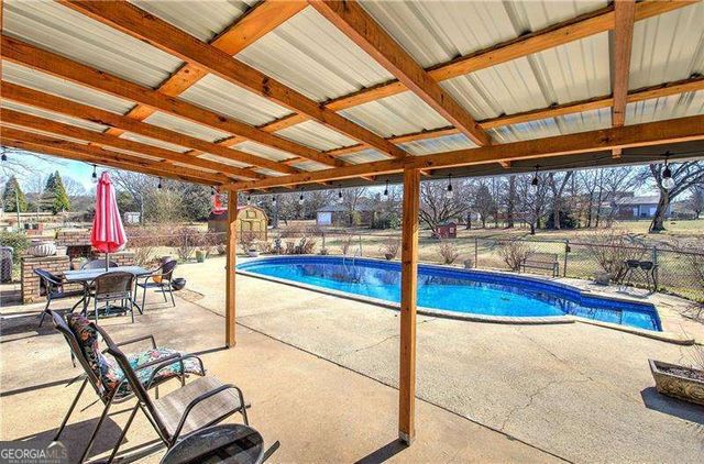 38 Brookwood Drive, Cartersville, GA 30120