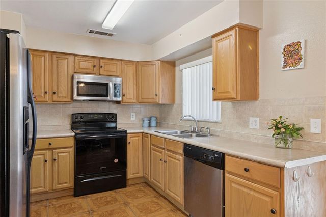 4805 BEACON STREET, Orlando, FL 32808