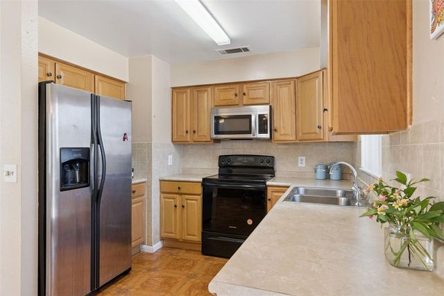 4805 BEACON STREET, Orlando, FL 32808