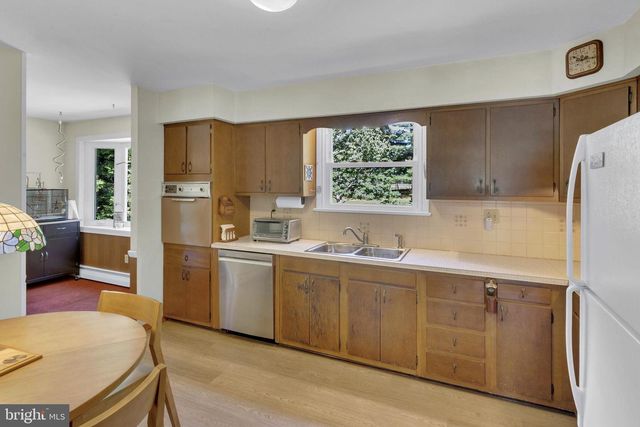 622 KNOLL DR, Lansdale, PA 19446