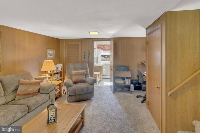 622 KNOLL DR, Lansdale, PA 19446