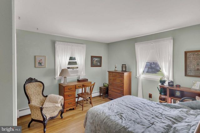 622 KNOLL DR, Lansdale, PA 19446