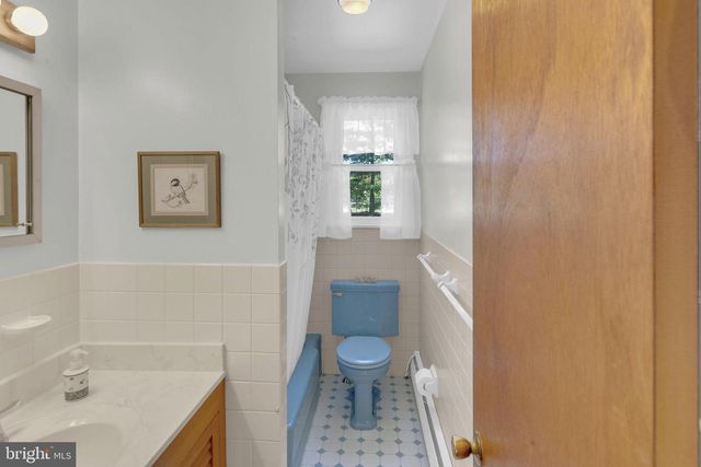 622 KNOLL DR, Lansdale, PA 19446