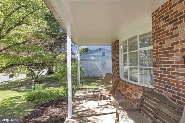 622 KNOLL DR, Lansdale, PA 19446
