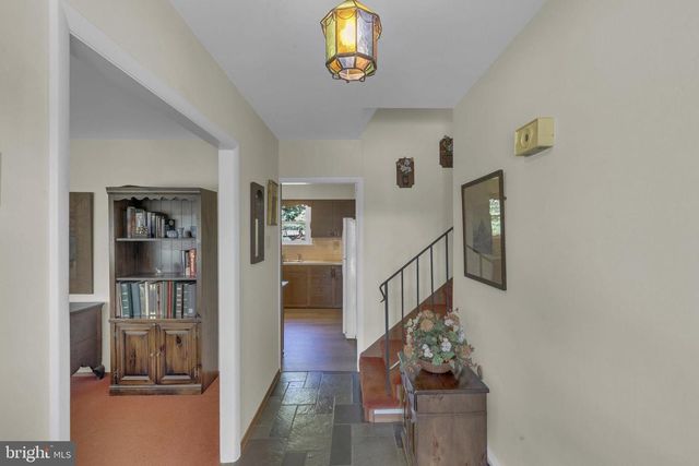 622 KNOLL DR, Lansdale, PA 19446